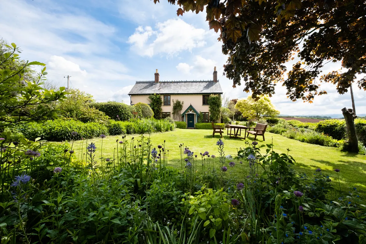 Best Wye Valley Campsites: Enjoy Nature & Adventure Getaways