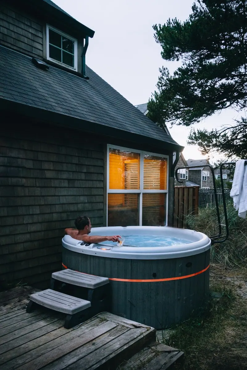 hot tub cotswolds